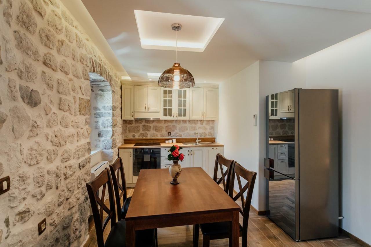 Magnolia Apartment Kotor Bagian luar foto