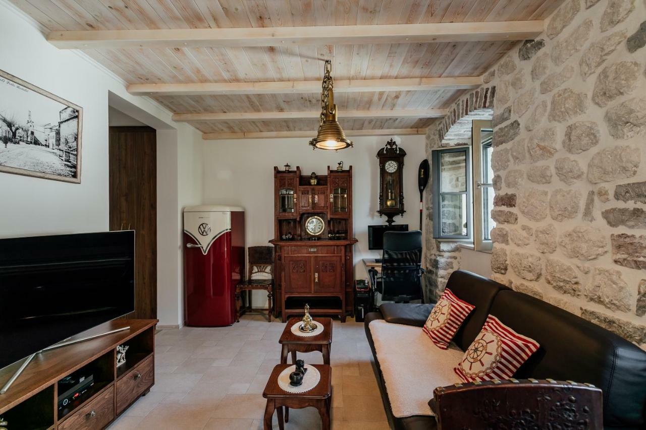 Magnolia Apartment Kotor Bagian luar foto