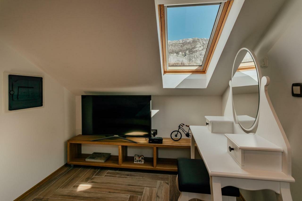 Magnolia Apartment Kotor Bagian luar foto