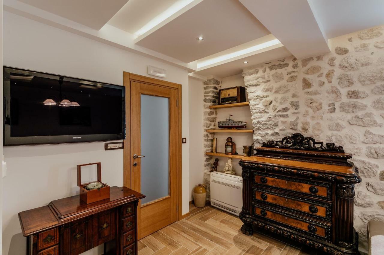 Magnolia Apartment Kotor Bagian luar foto